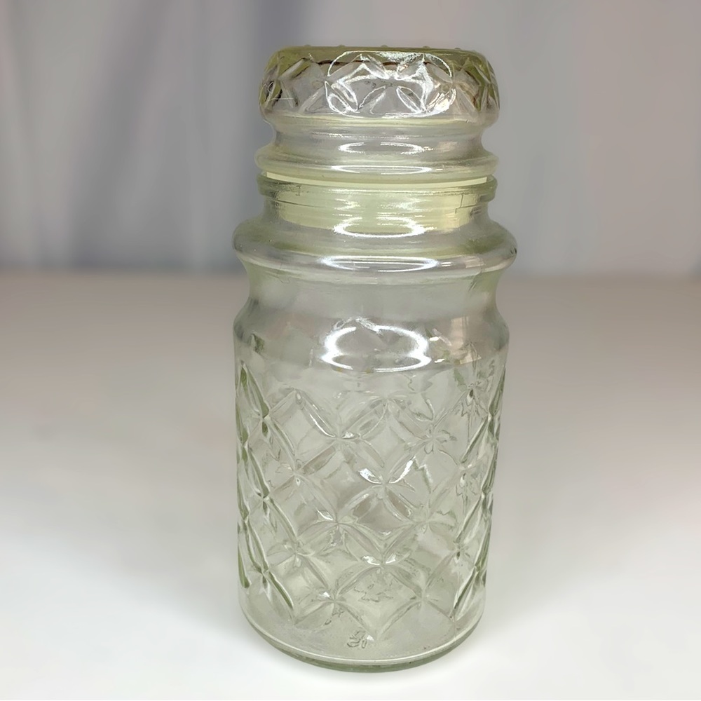 Vintage 1984 Planters Mr. Peanut Diamond Pattern Clear Glass Jar With Lid